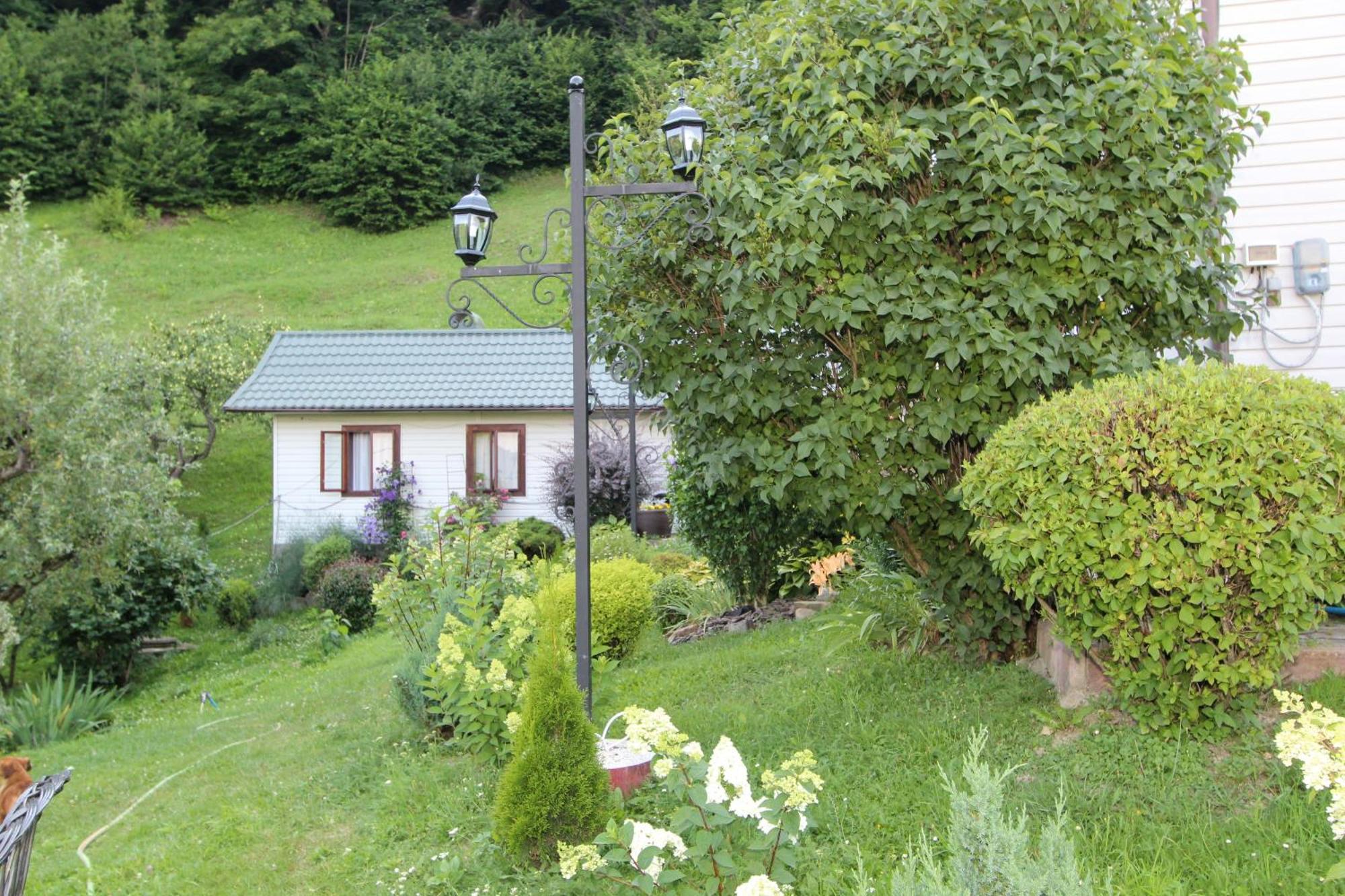 Котедж "Красний Краєвид" Yaremche Exterior photo